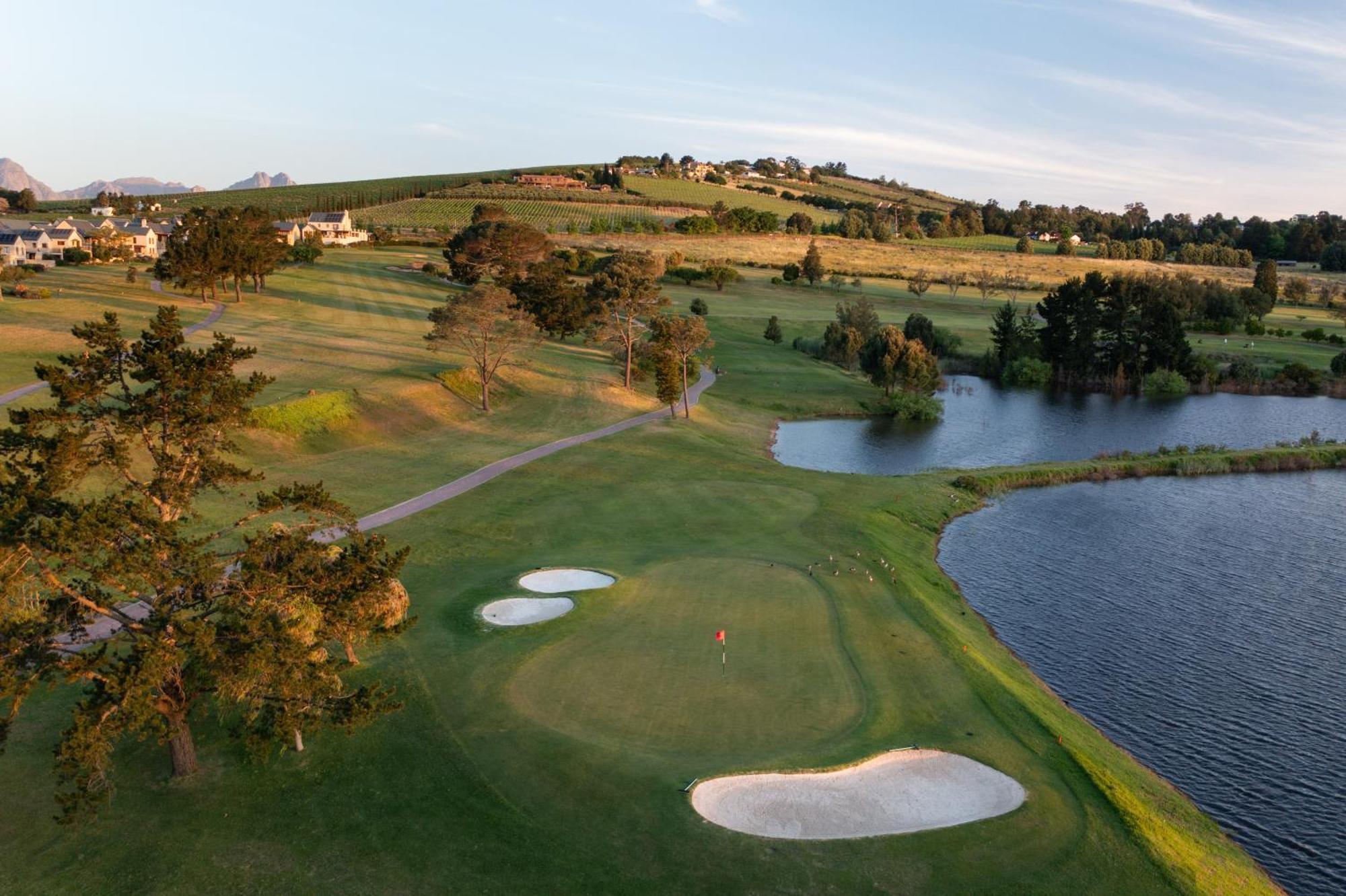 Devonvale Golf Estate Wine y Spa Lodge Stellenbosch Exterior foto